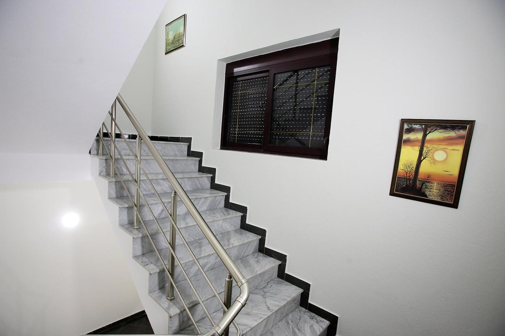 The Met Apartments Durrës Eksteriør billede